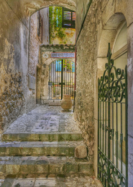 Store front in Les Baux Digital Download