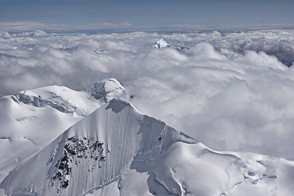 Alaska mountain range by Jim Radford