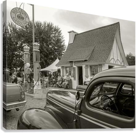 Fill-her-up in Nowthen Canvas Print