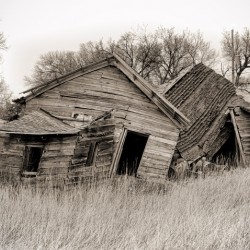 Farm house on tilt